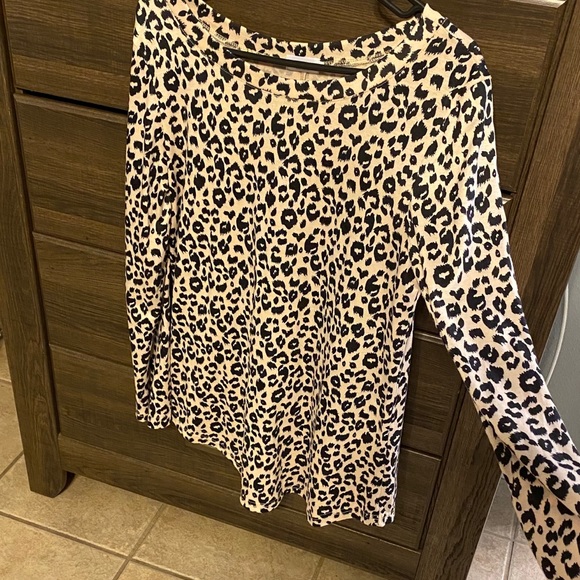 Long sleeve leopard print tunic size small - Picture 1 of 2